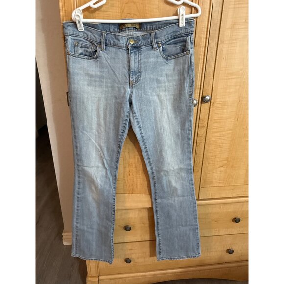 Old Navy Womens Boot-Cut Low Waist Stretch Jeans Size 8 Long Light Wash 30” inse - Picture 1 of 5